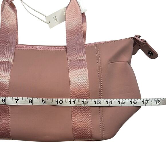 Nico & Olive Small Pink Duffel Bag w/ Double Handles & Removable Strap, NWT! - Picture 8 of 9
